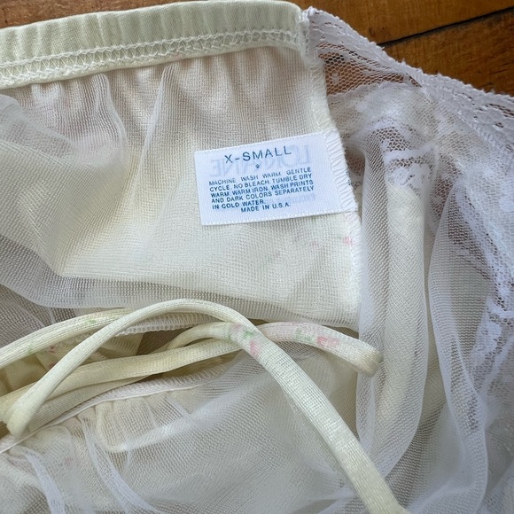 Vintage Lorraine Lingerie One Piece - Like New Condition - Picture 5 of 7